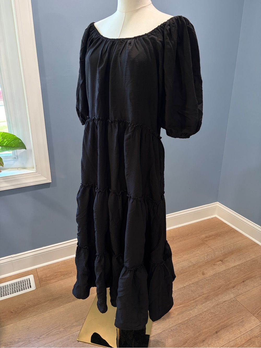 Böhme Black Tiered Puff Sleeve Midi Dress XS Boho - Picture 2 of 10